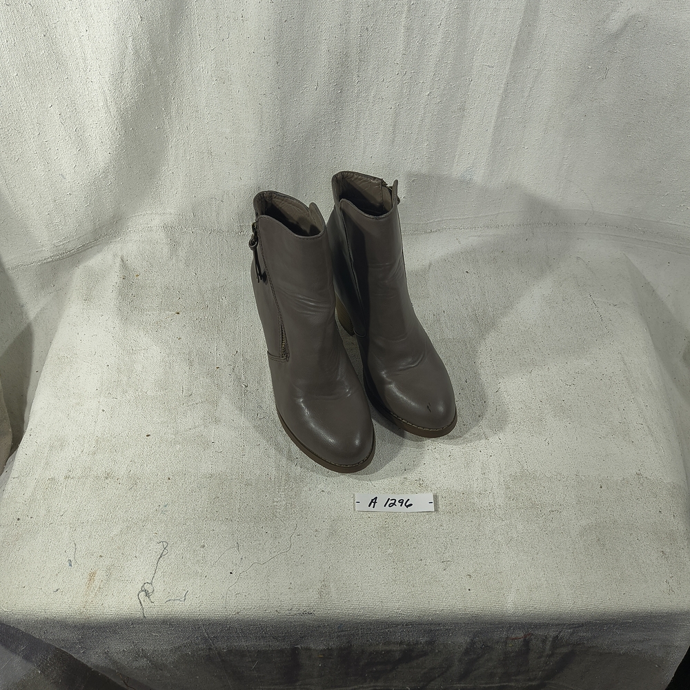 JustFab Women's Size 7 Brown Side Zip Ankle Boots With 3" Wedge Heels